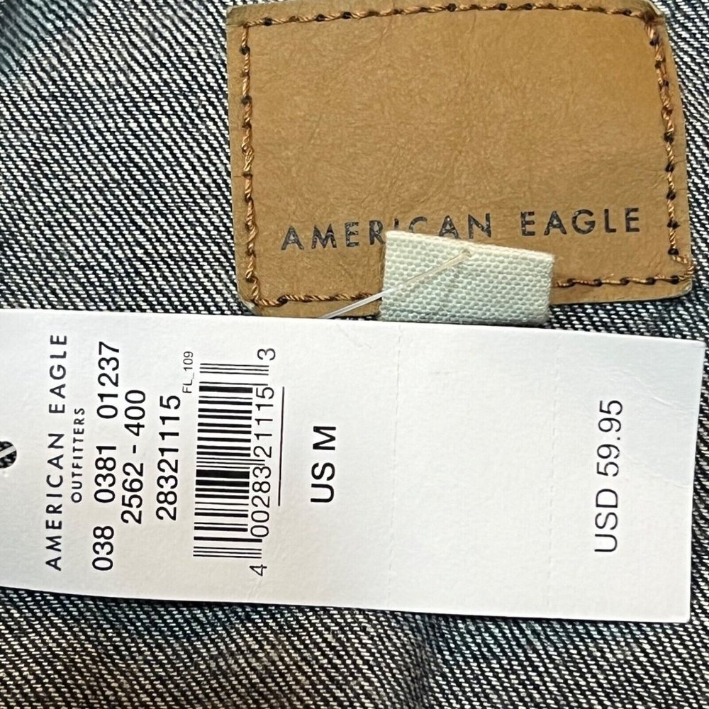 NWT AMERICAN EAGLE Misses Denim Jackets Sz M Darker Wash #283211 - Picture 3 of 5